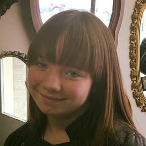 Meet your Posher, Stacy